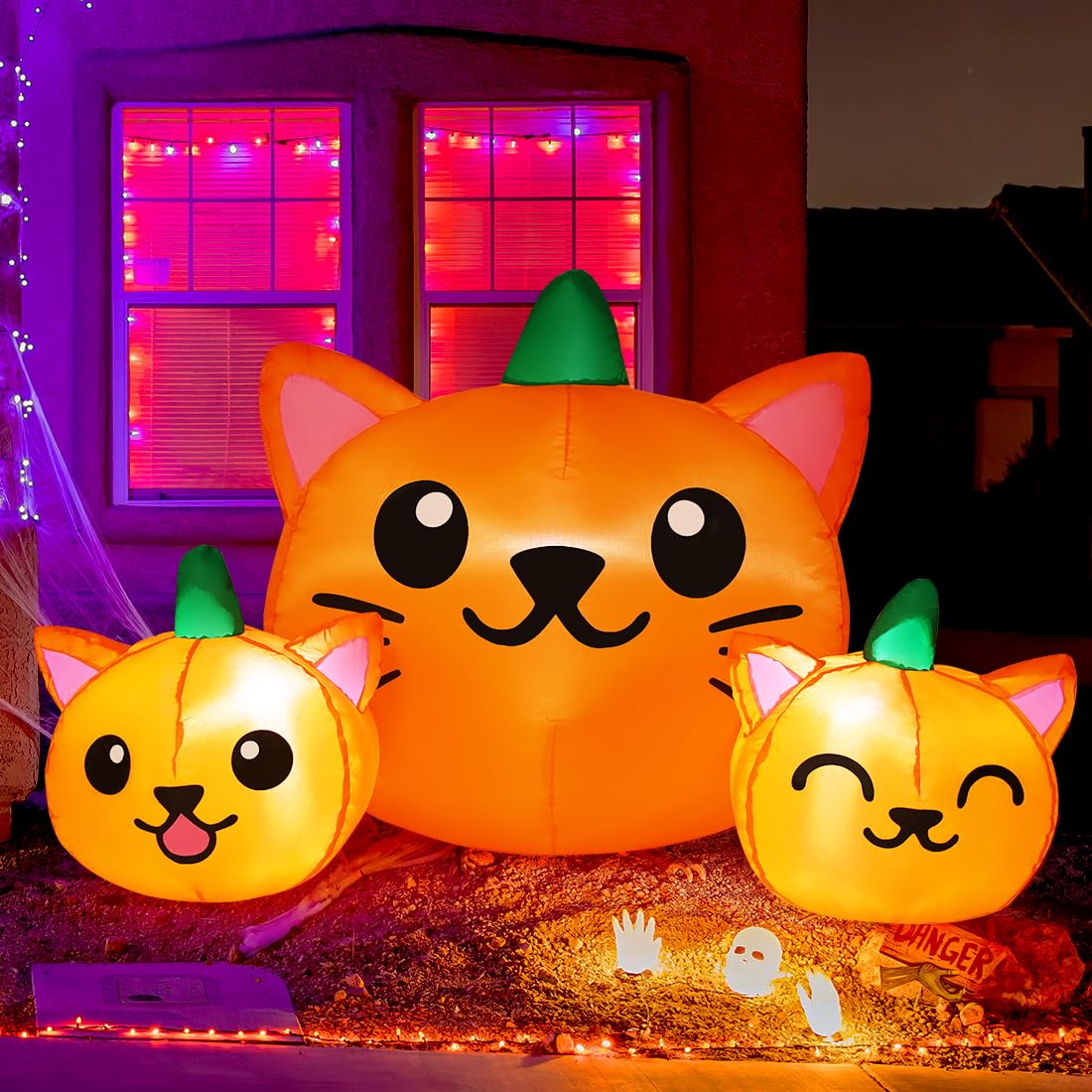 5FT Inflatable Three Pumpkin Cat Head with Built-in LEDs T402