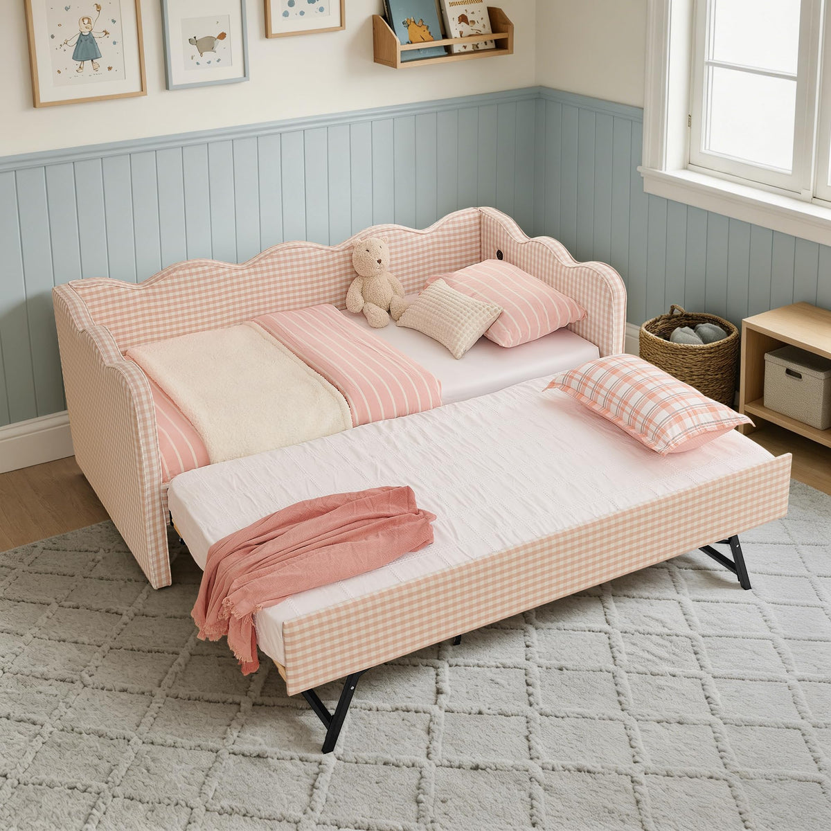 Twin Size Upholstery Daybed with Trundle and USB F587299